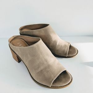 Esprit Lena Taupe Faux Leather Mule Shoe Size 9